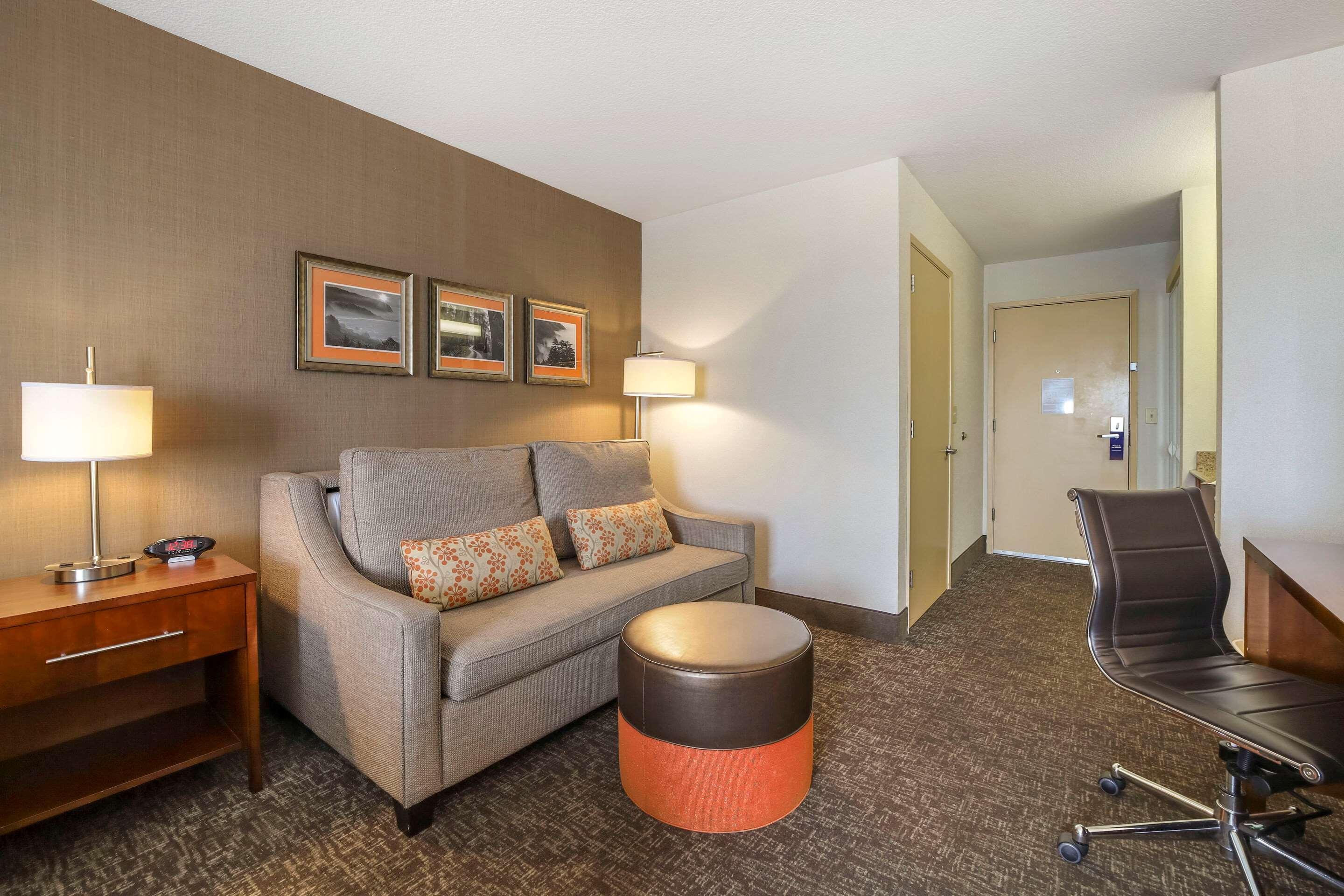 Comfort Inn Humboldt Bay Юрика Екстер'єр фото
