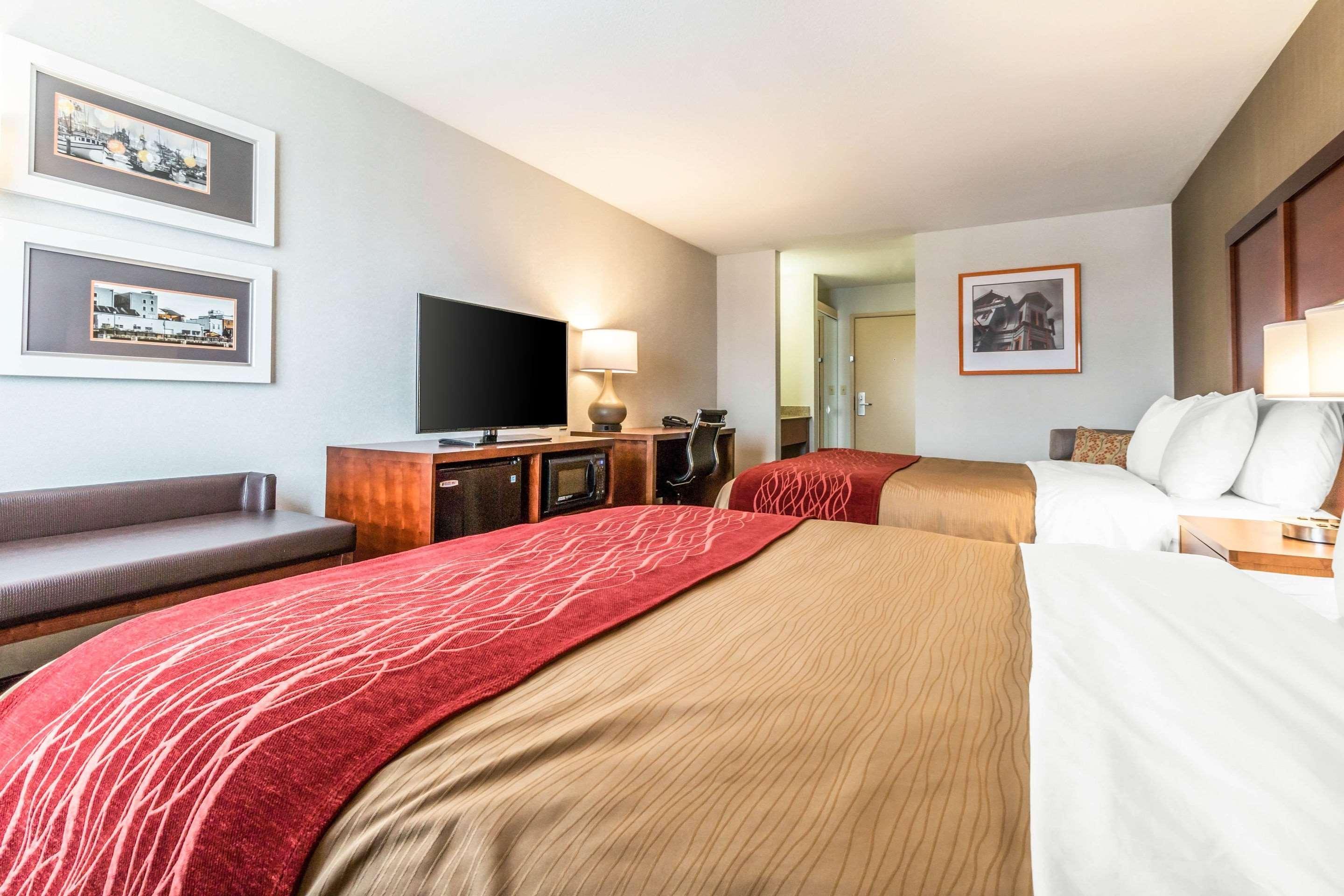 Comfort Inn Humboldt Bay Юрика Екстер'єр фото
