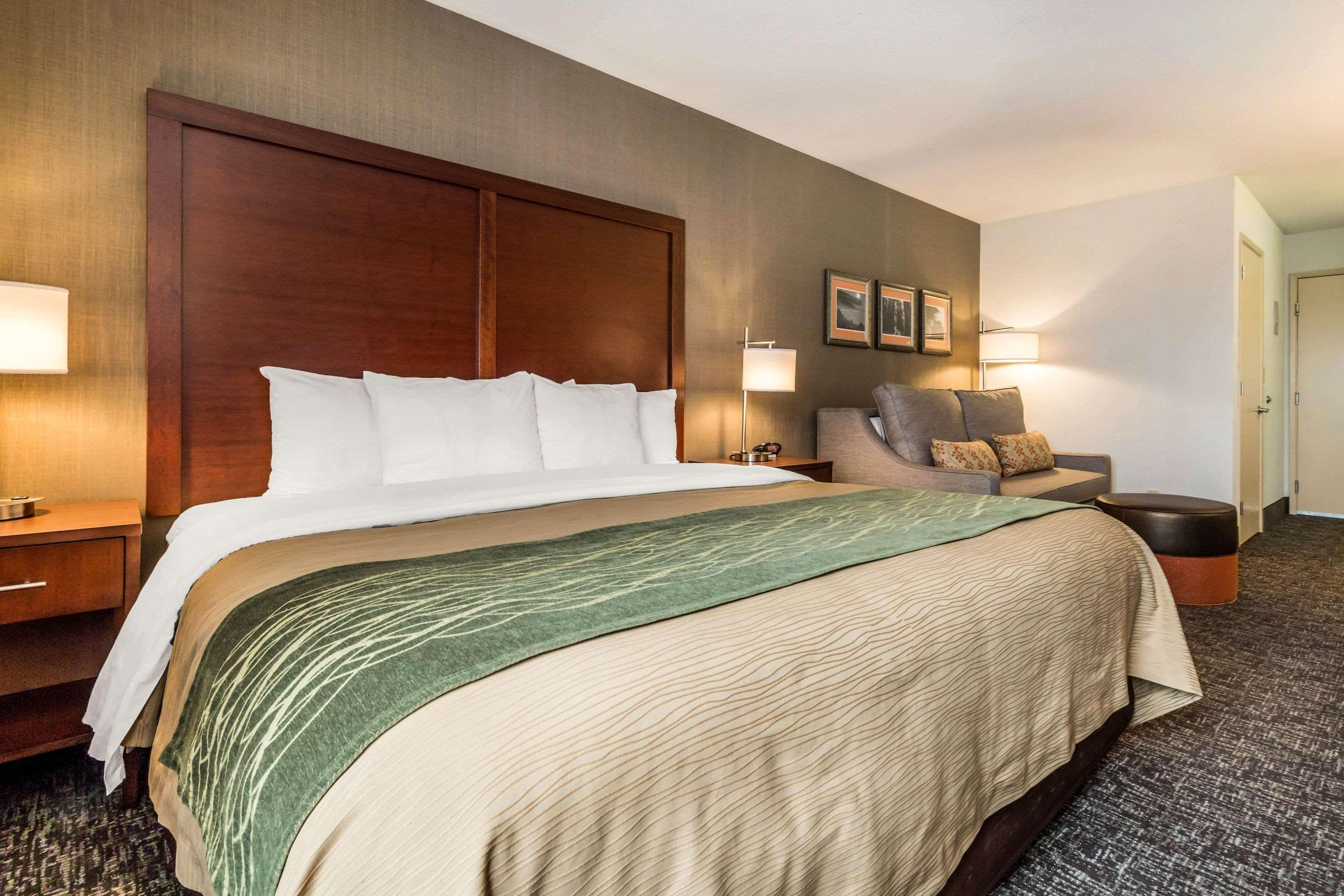 Comfort Inn Humboldt Bay Юрика Екстер'єр фото