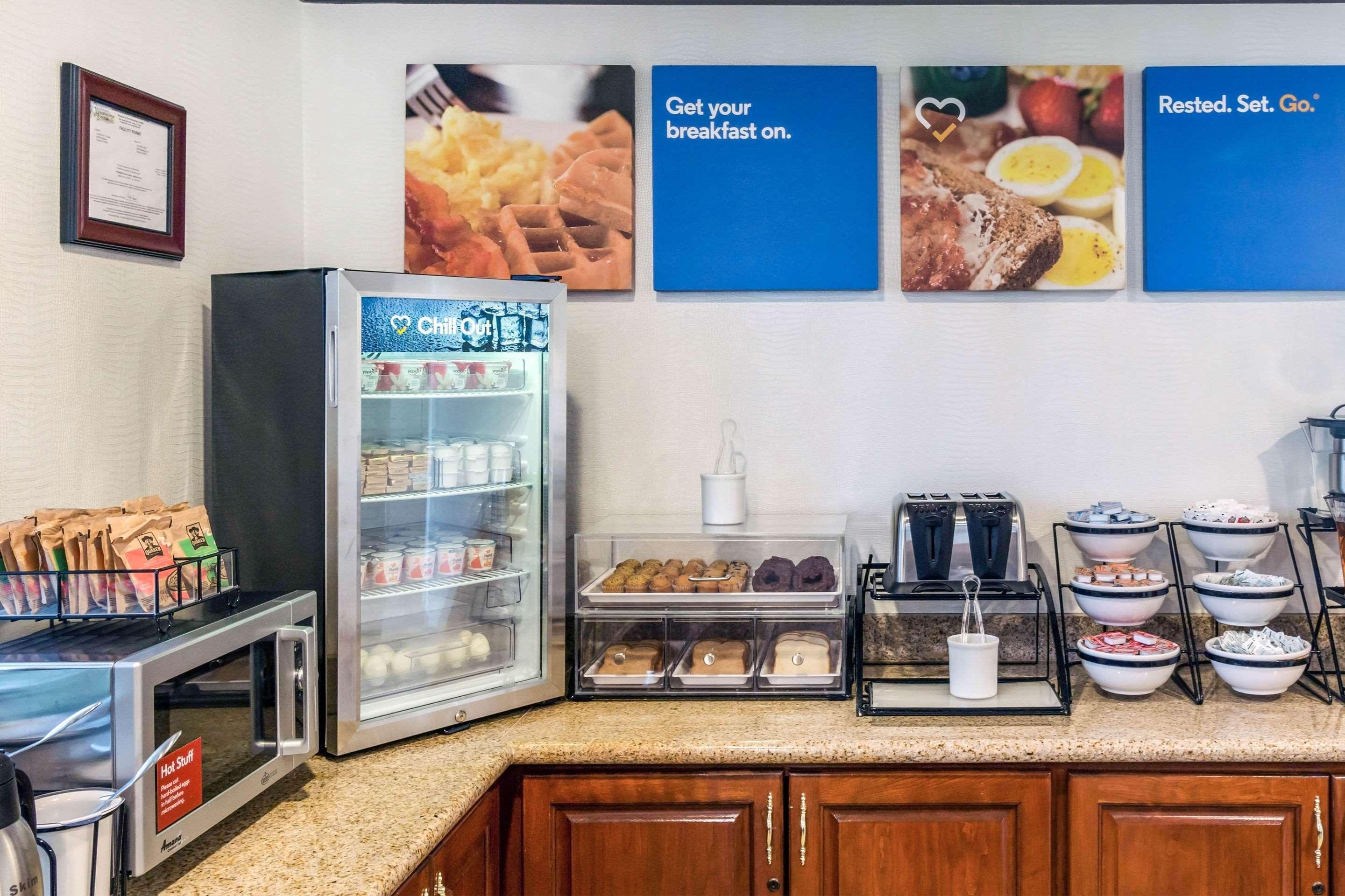 Comfort Inn Humboldt Bay Юрика Екстер'єр фото