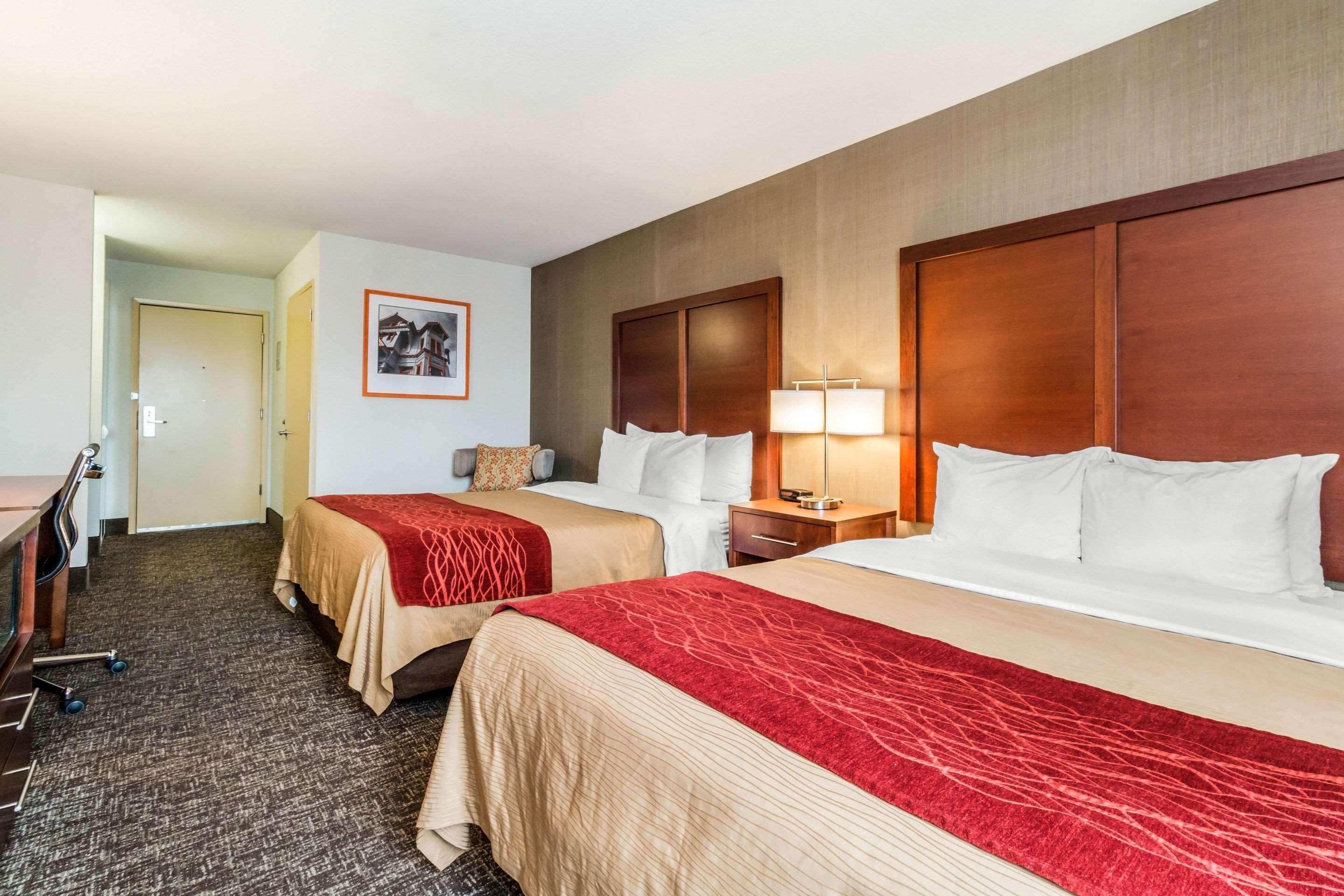 Comfort Inn Humboldt Bay Юрика Екстер'єр фото
