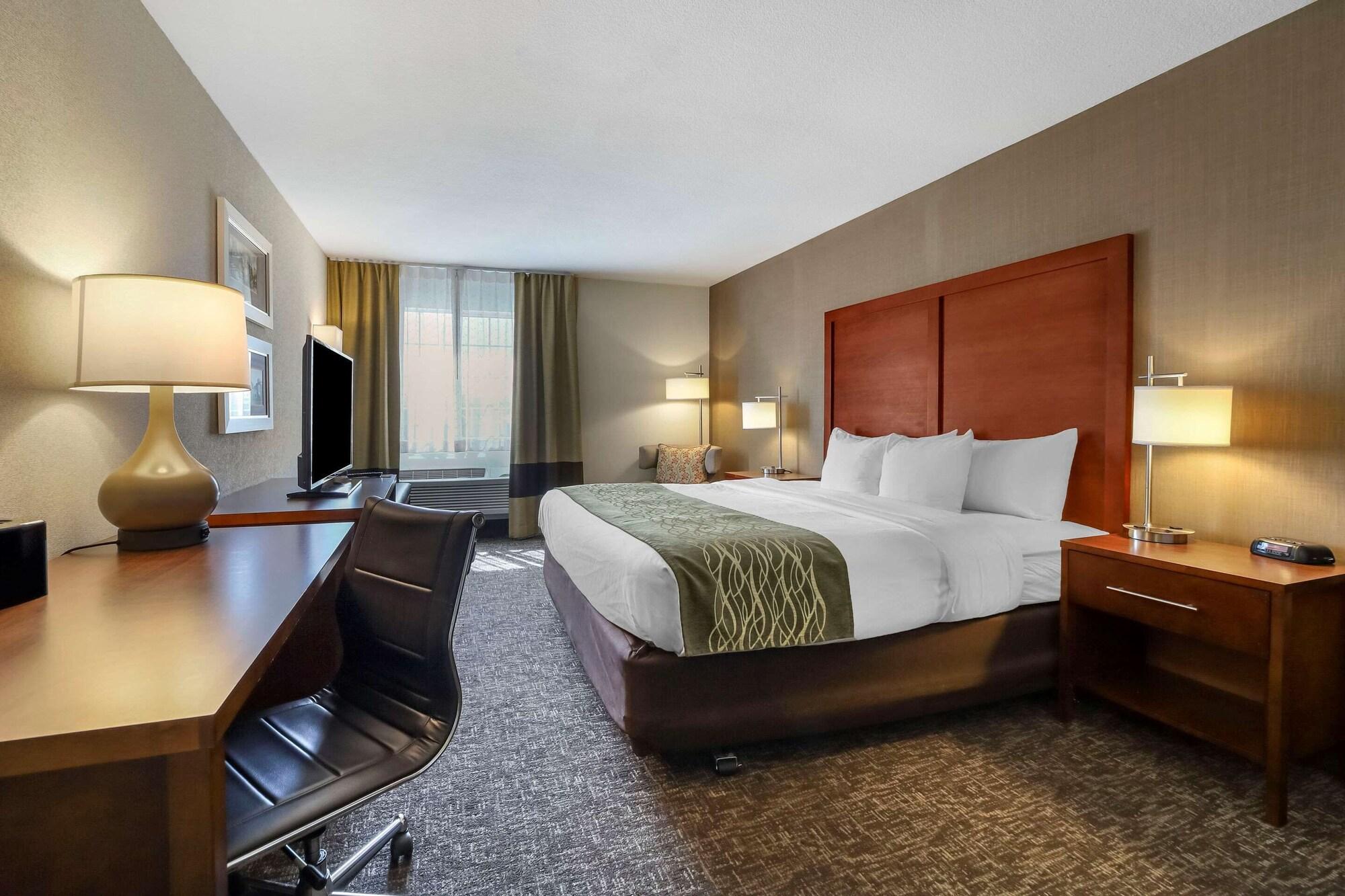 Comfort Inn Humboldt Bay Юрика Екстер'єр фото